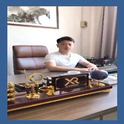 馬先凱，中國(guó)民用航空局無人機(jī)教員、中國(guó)航空運(yùn)動(dòng)協(xié)會(huì)（ASFC）會(huì)員。
